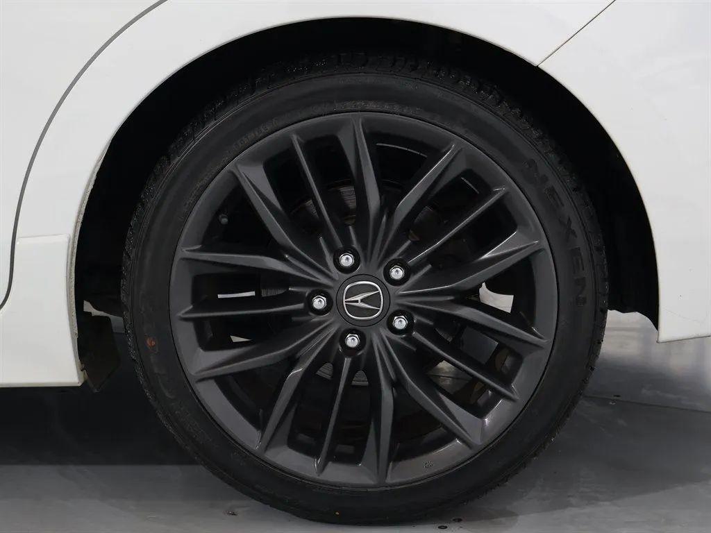 Acura ILX 8-Spd AT w/ Premium & A-SPEC Packages 2020