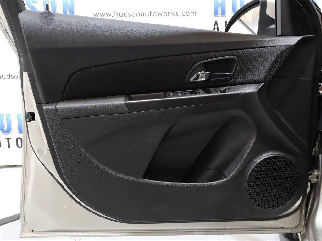 Chevrolet Cruze Limited 1LT Auto 2016