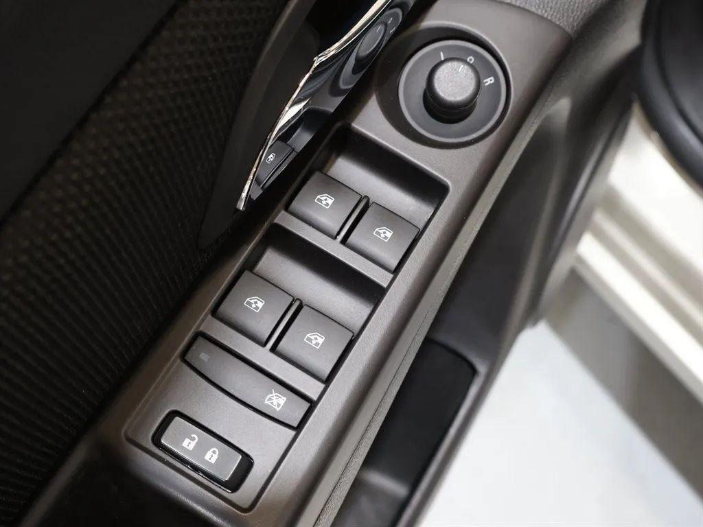 Chevrolet Cruze Limited 1LT Auto 2016