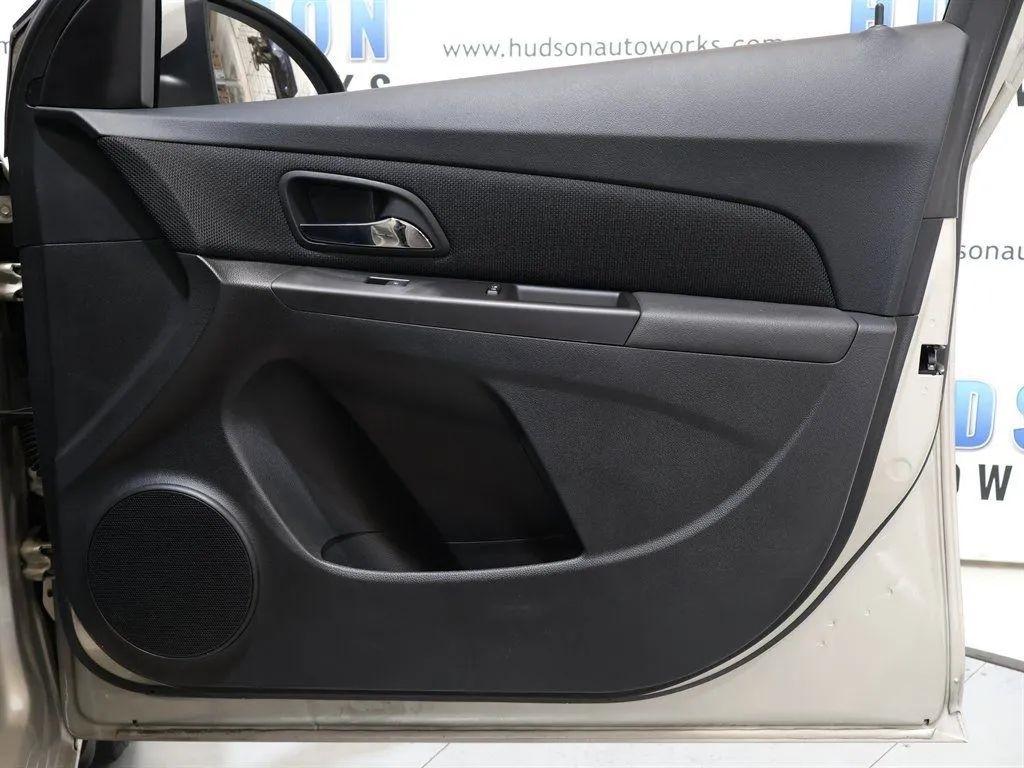 Chevrolet Cruze Limited 1LT Auto 2016