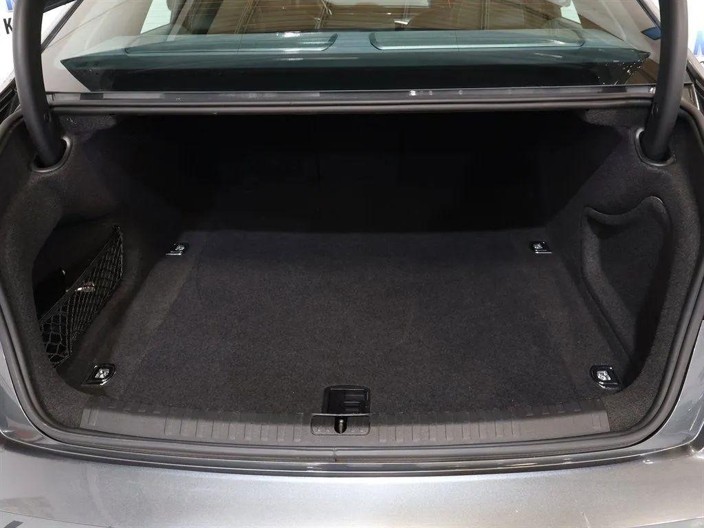 Audi A6 Premium Plus 55 TFSI quattro 2024