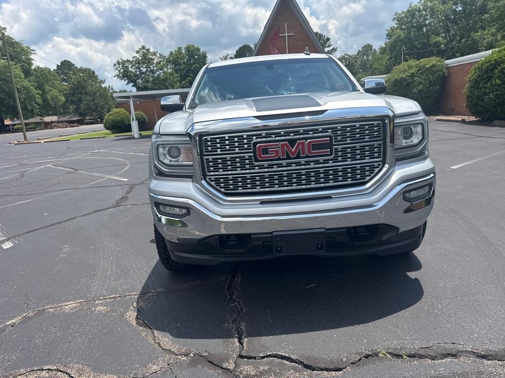 GMC Sierra 1500 4WD Crew Cab 143.5" SLT 2017