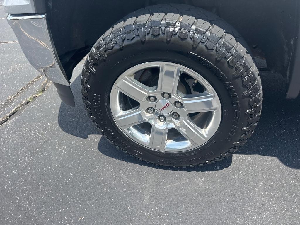GMC Sierra 1500 4WD Crew Cab 143.5" SLT 2017