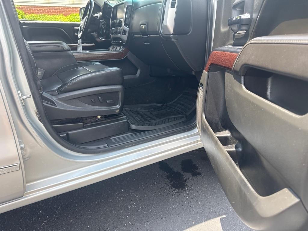 GMC Sierra 1500 4WD Crew Cab 143.5" SLT 2017