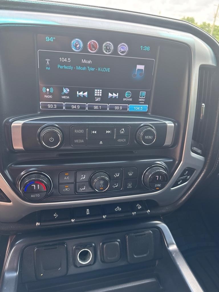 GMC Sierra 1500 4WD Crew Cab 143.5" SLT 2017