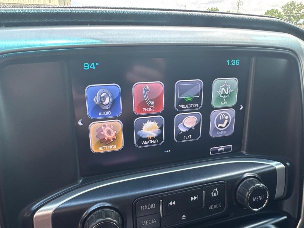GMC Sierra 1500 4WD Crew Cab 143.5" SLT 2017