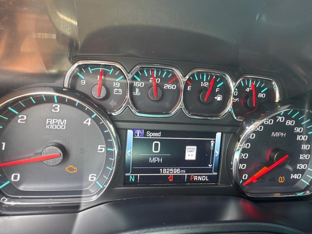 GMC Sierra 1500 4WD Crew Cab 143.5" SLT 2017