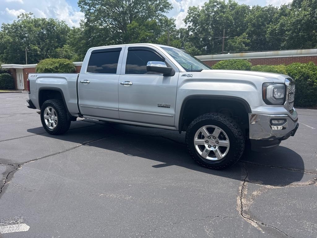 GMC Sierra 1500 4WD Crew Cab 143.5" SLT 2017