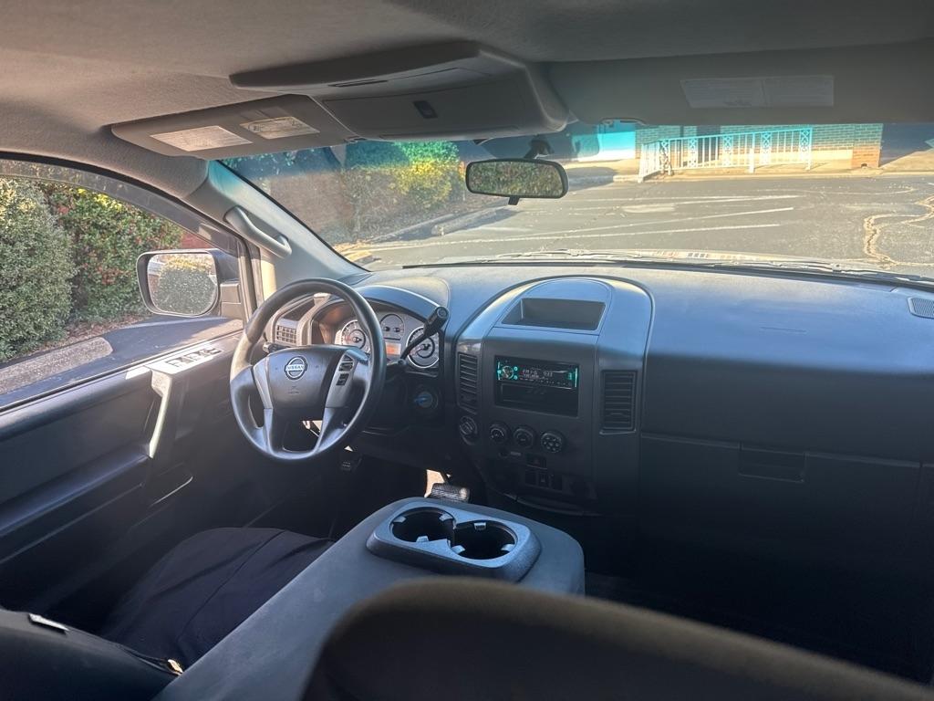 Nissan Titan 4WD Crew Cab SWB PRO-4X 2014