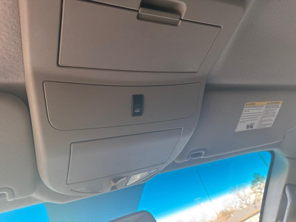 Nissan Titan 4WD Crew Cab SWB PRO-4X 2014