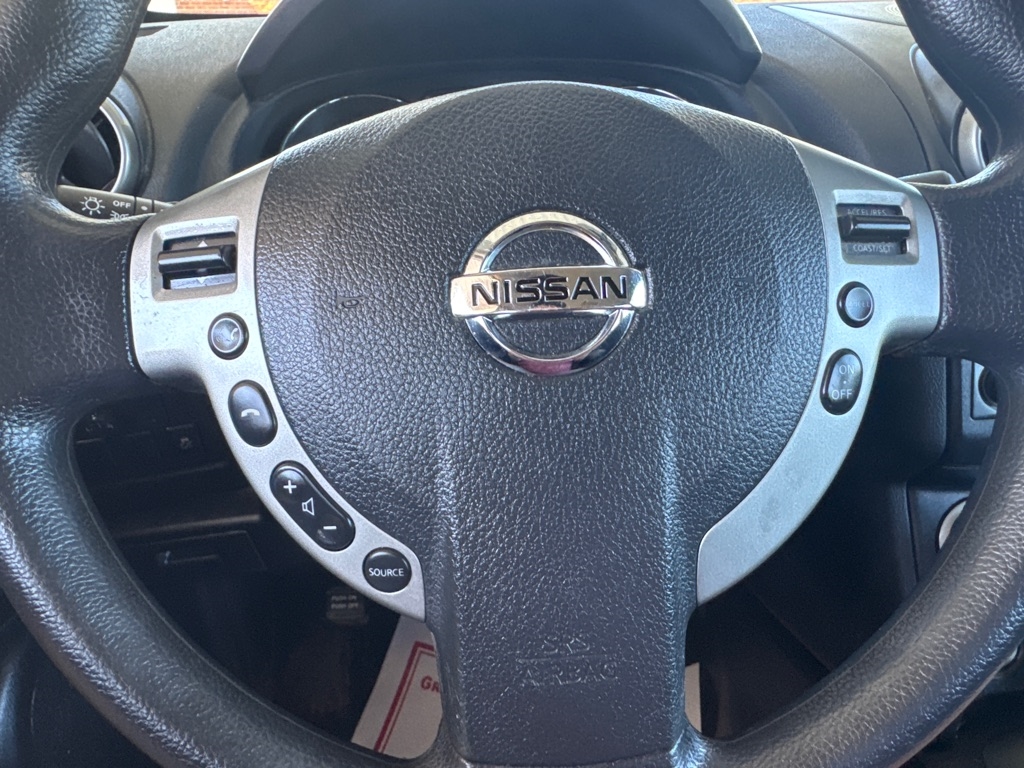 Nissan Rogue Select FWD 4dr S 2014 Nissan Rogue Select FWD 4dr S 2014