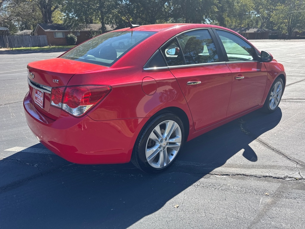 Chevrolet Cruze 4dr Sdn LTZ 2014 Chevrolet Cruze 4dr Sdn LTZ 2014