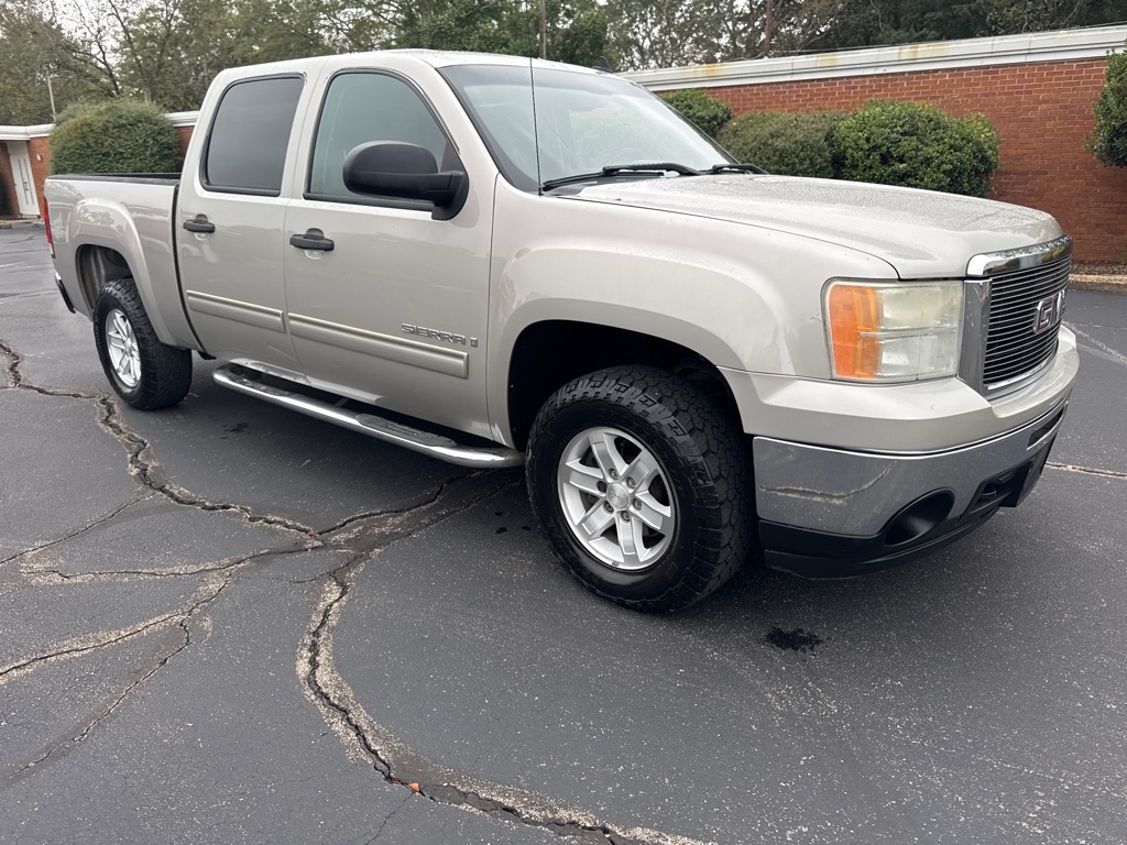 GMC Sierra 1500 4WD Crew Cab 143.5" SLE 2009 GMC Sierra 1500 4WD Crew Cab 143.5" SLE 2009