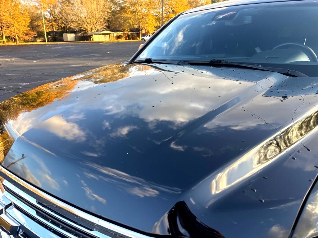 Chevrolet Suburban 2WD 4dr LTZ 2015