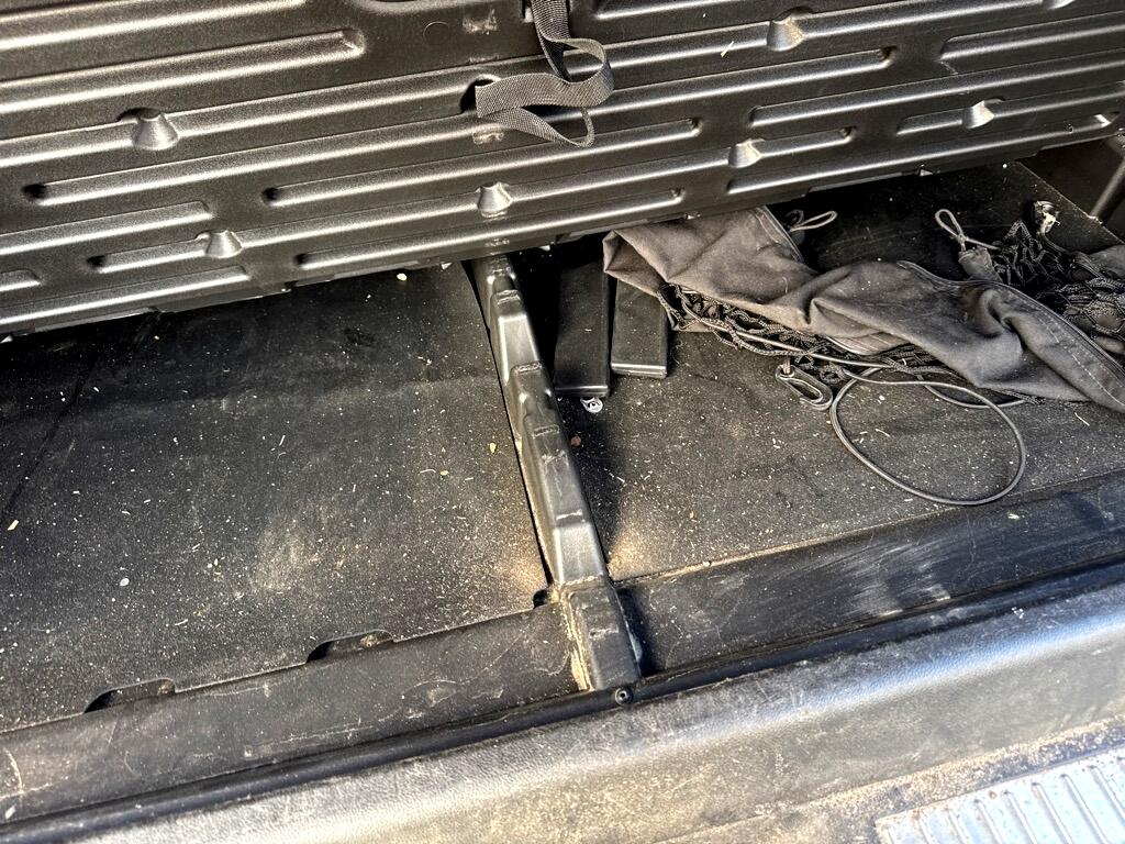 Chevrolet Suburban 2WD 4dr LTZ 2015