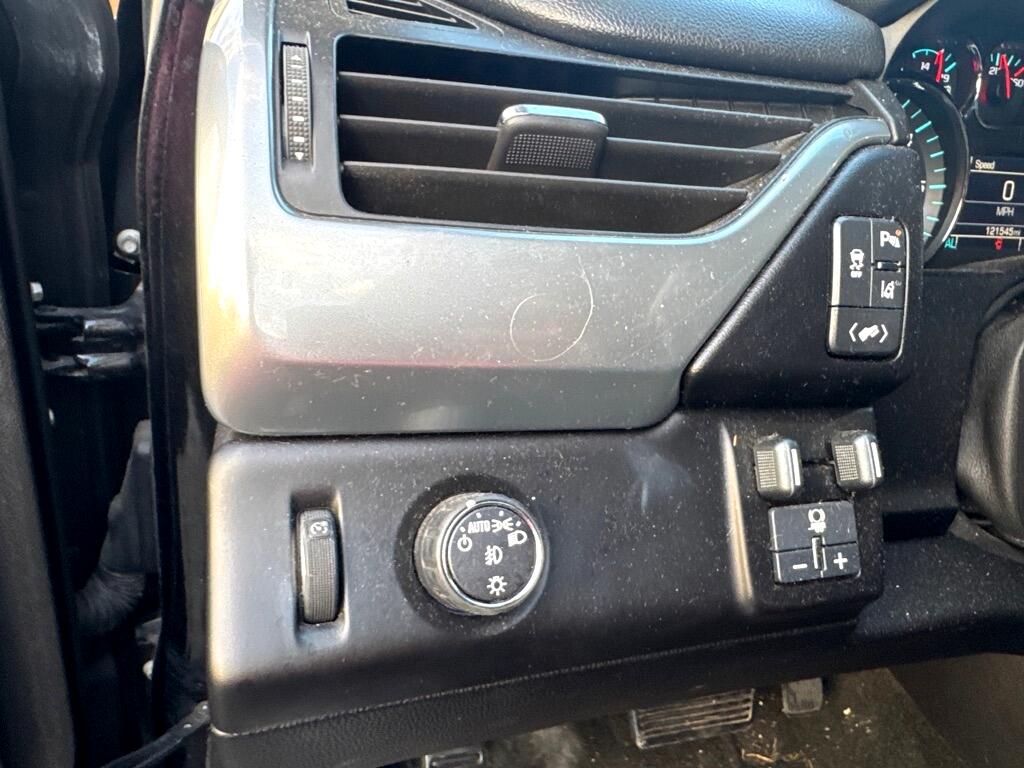 Chevrolet Suburban 2WD 4dr LTZ 2015