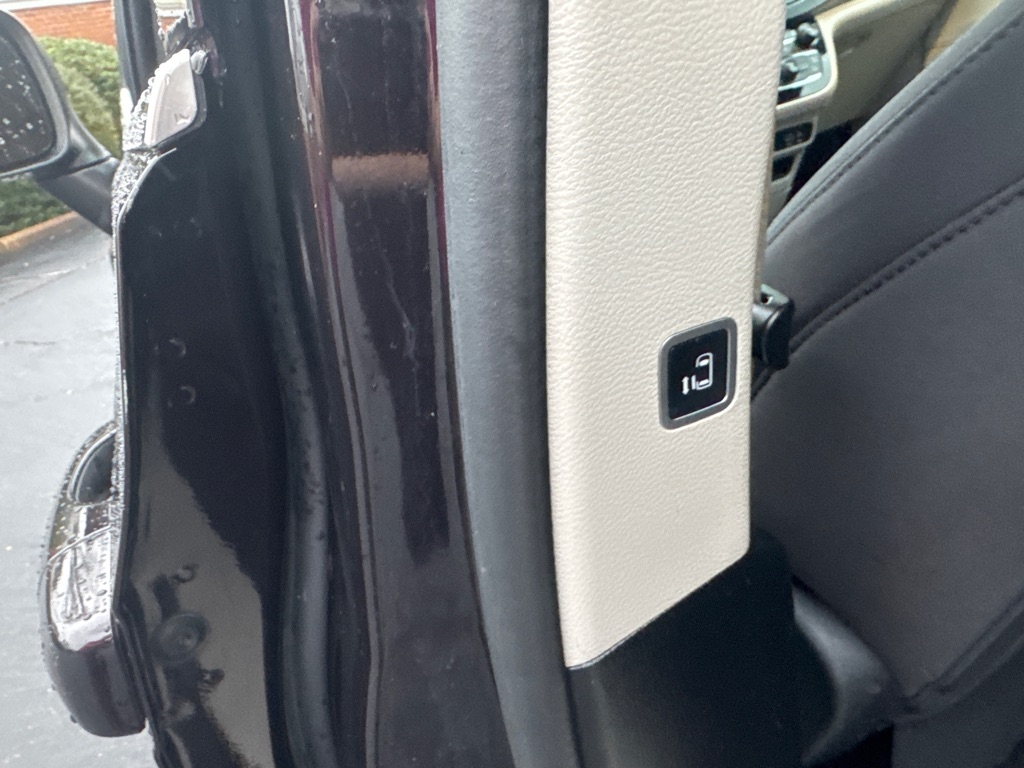 Chrysler Pacifica Touring FWD 2017