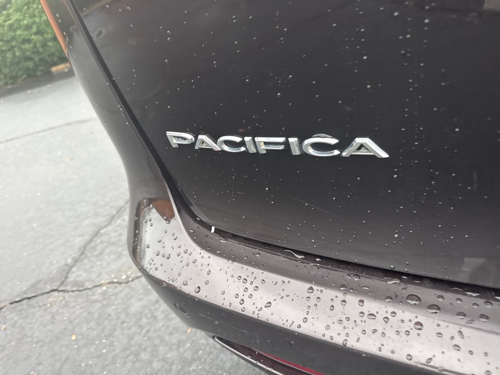 Chrysler Pacifica Touring FWD 2017