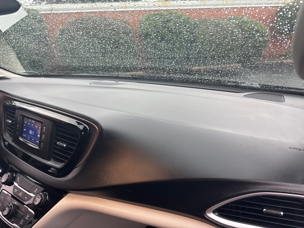 Chrysler Pacifica Touring FWD 2017