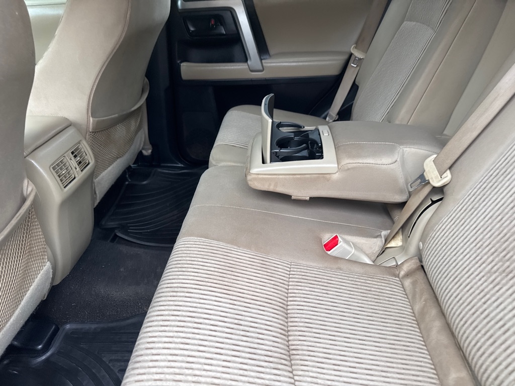 Toyota 4Runner RWD 4dr V6 Limited (Natl) 2013