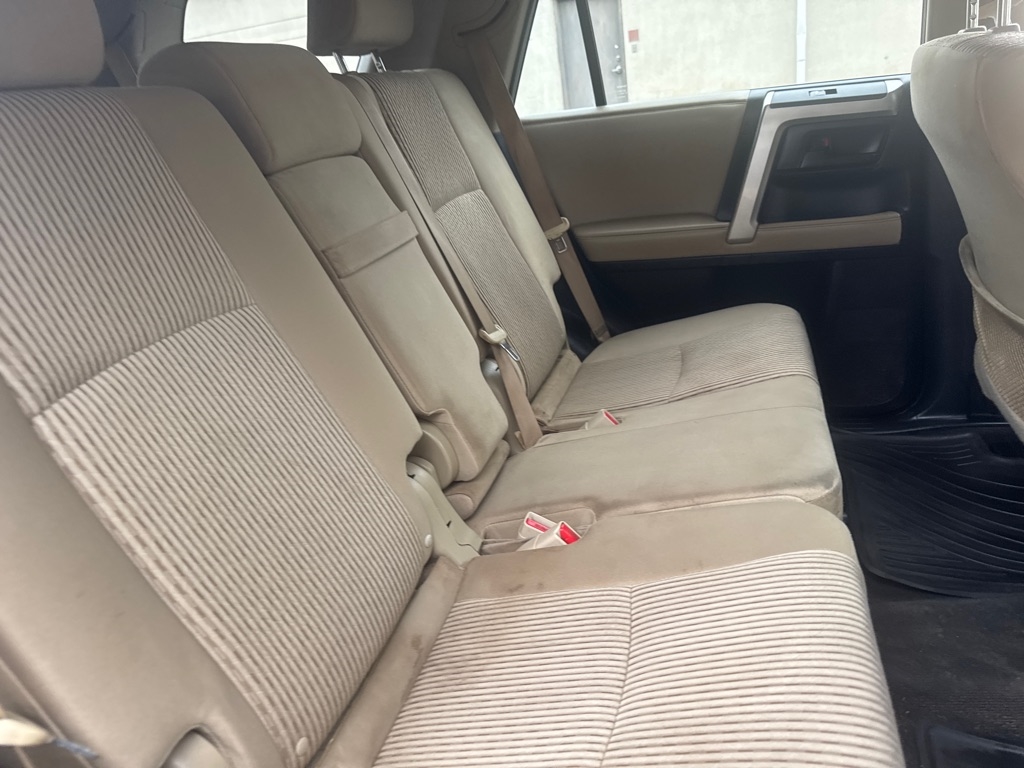 Toyota 4Runner RWD 4dr V6 Limited (Natl) 2013