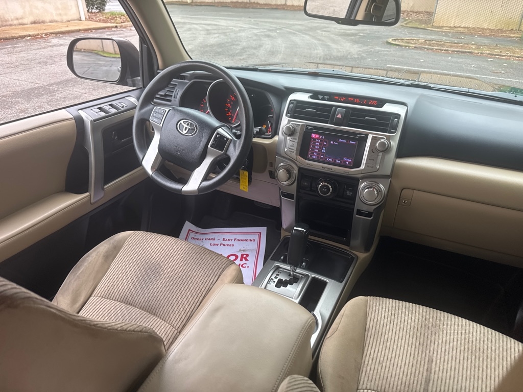 Toyota 4Runner RWD 4dr V6 Limited (Natl) 2013