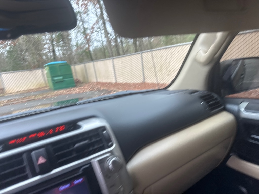 Toyota 4Runner RWD 4dr V6 Limited (Natl) 2013