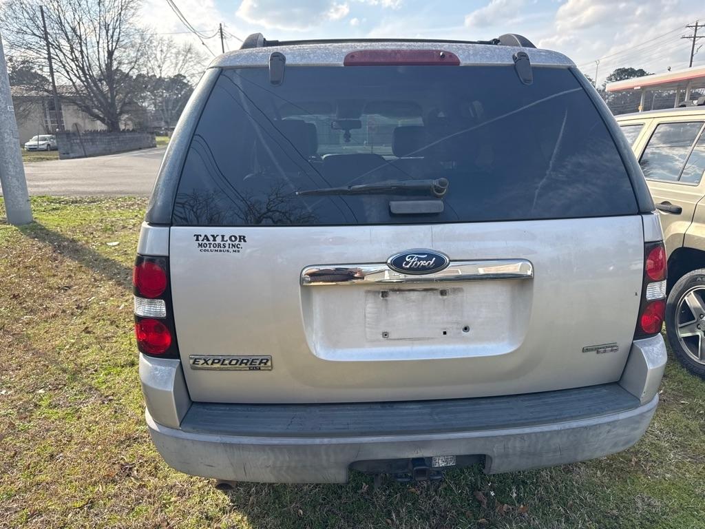 Ford Explorer 4dr 114" WB 4.0L XLT 2006