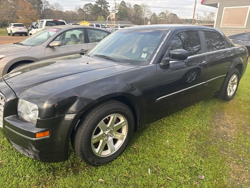 Chrysler 300 4dr Sdn 300 Touring 2006