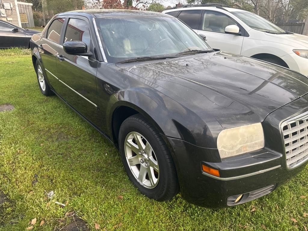 Chrysler 300 4dr Sdn 300 Touring 2006