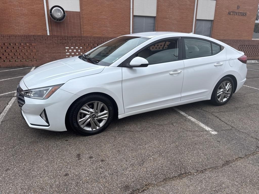 2019 Hyundai Elantra SEL Auto