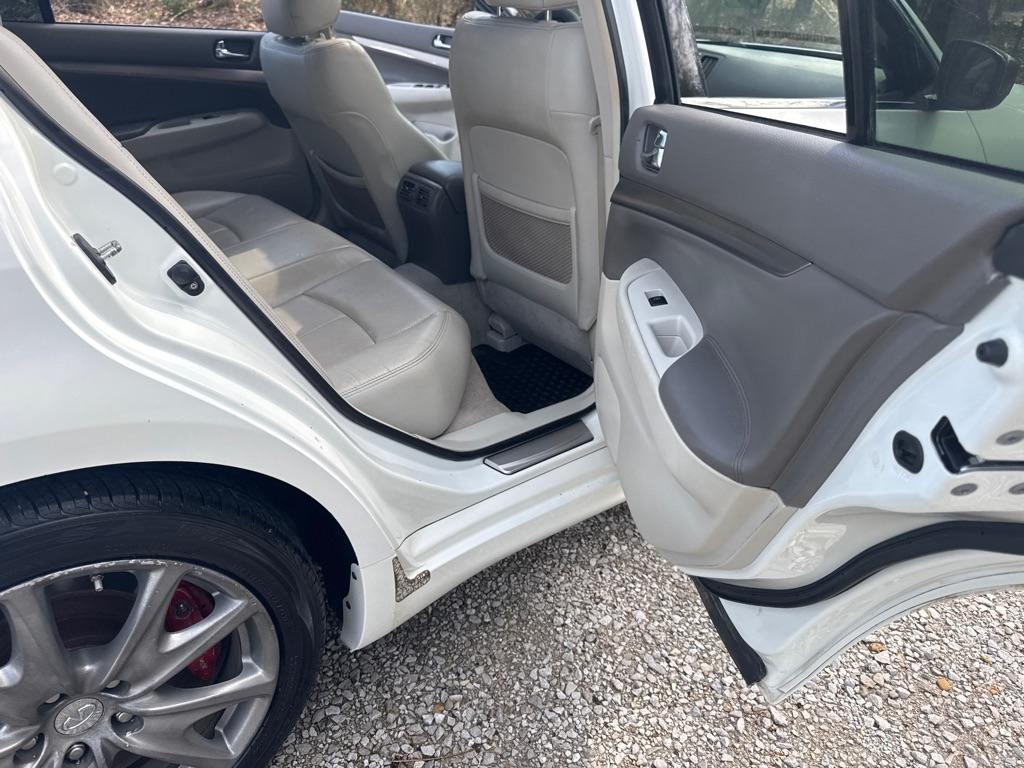 Infiniti G37 Sedan 4dr Journey RWD 2012