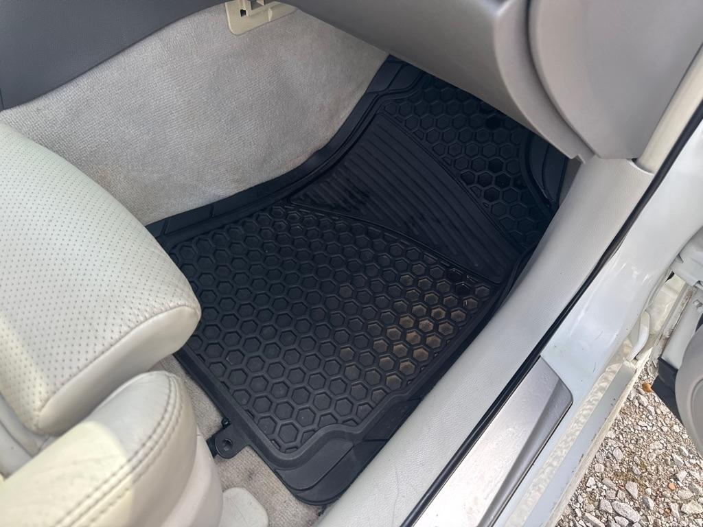 Infiniti G37 Sedan 4dr Journey RWD 2012