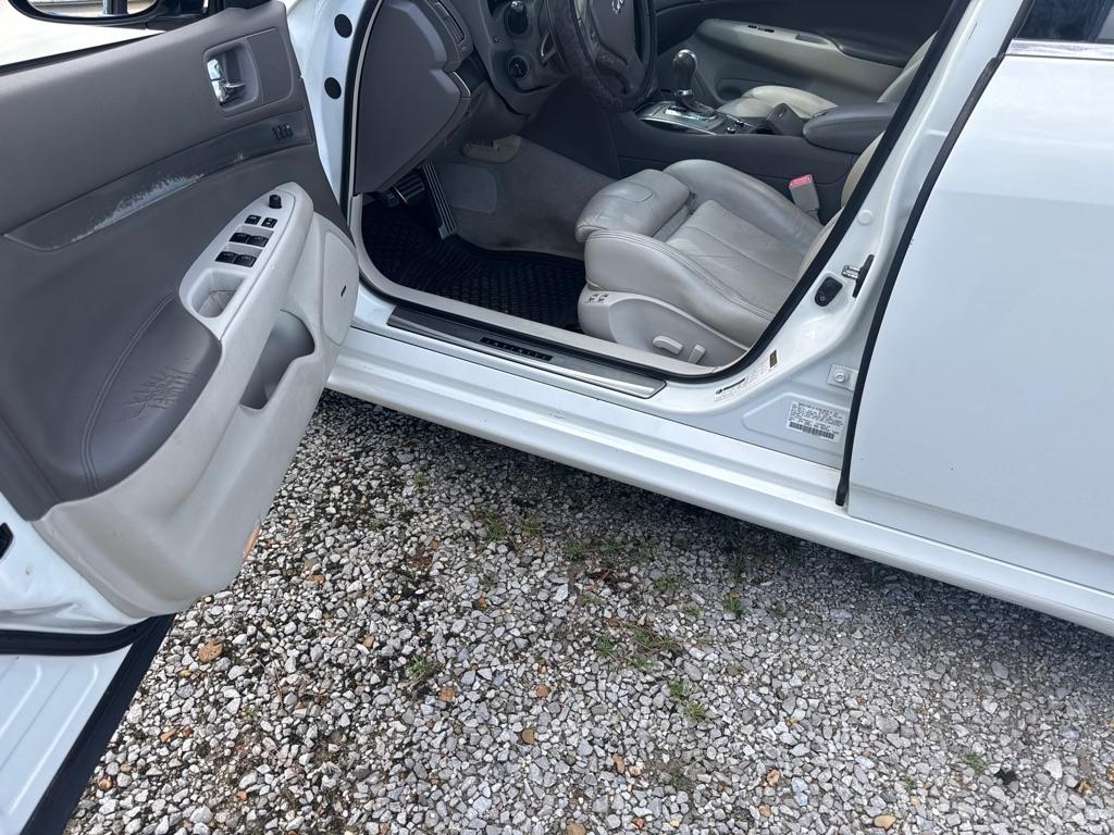 Infiniti G37 Sedan 4dr Journey RWD 2012