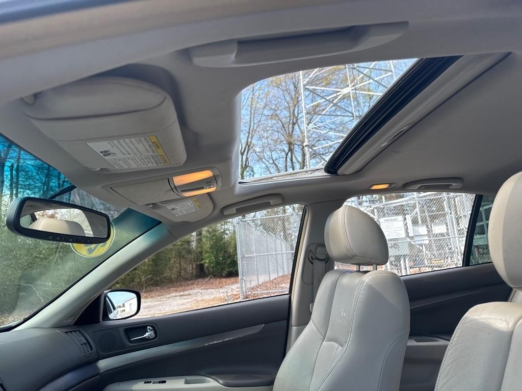 Infiniti G37 Sedan 4dr Journey RWD 2012