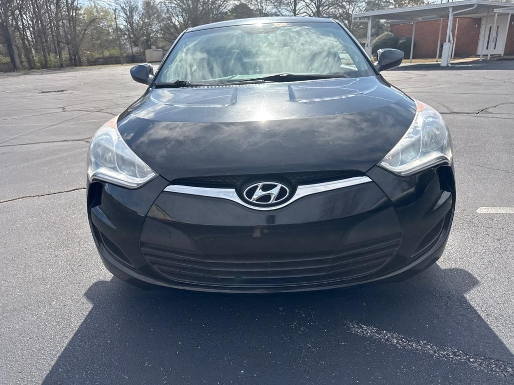 Hyundai Veloster 3dr Cpe Man w/Gray Int 2013