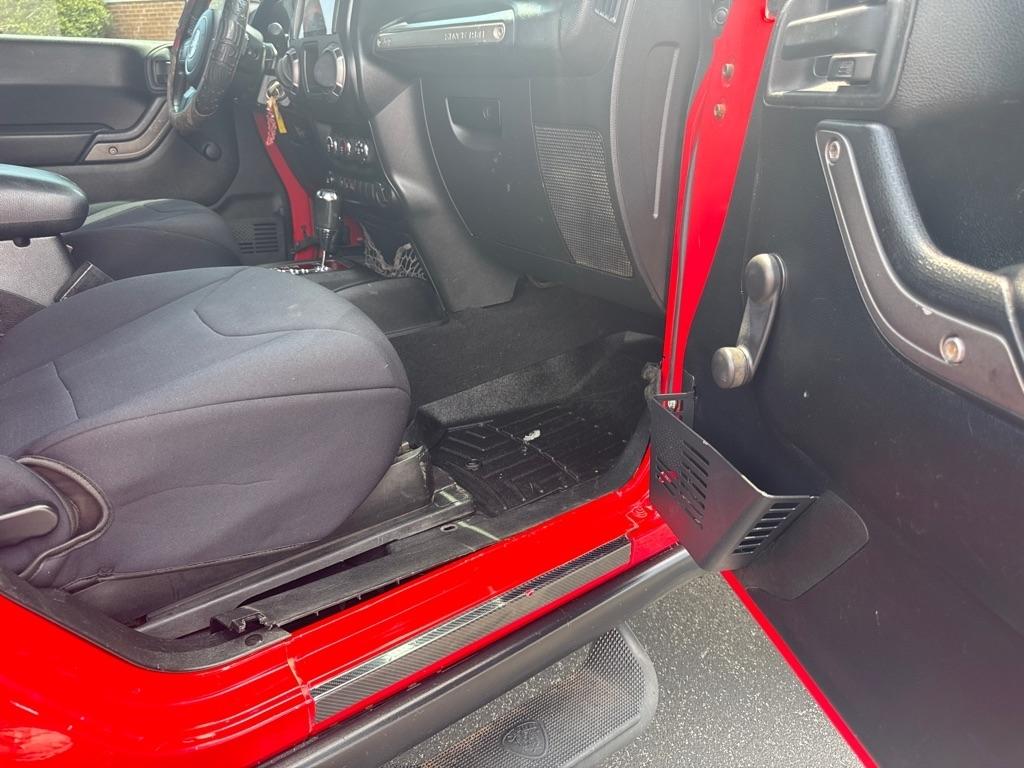 Jeep Wrangler 4WD 2dr Sport 2013