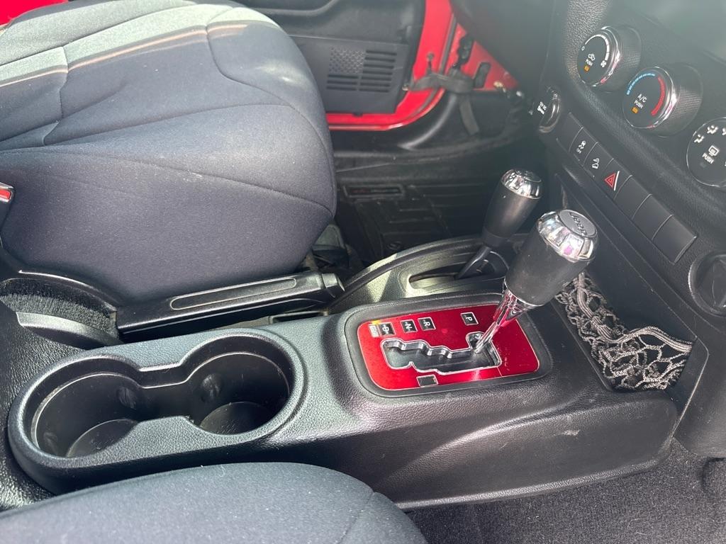 Jeep Wrangler 4WD 2dr Sport 2013