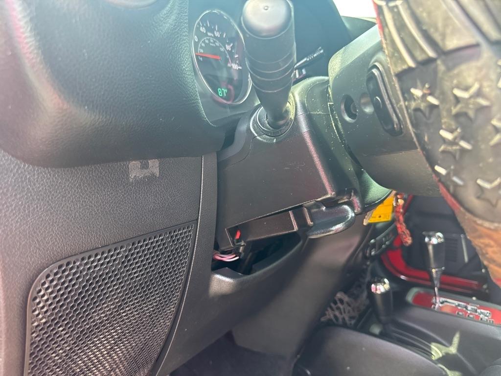 Jeep Wrangler 4WD 2dr Sport 2013