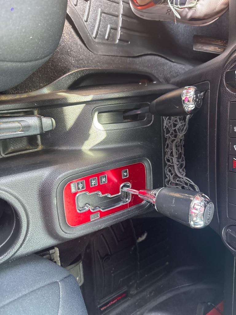 Jeep Wrangler 4WD 2dr Sport 2013