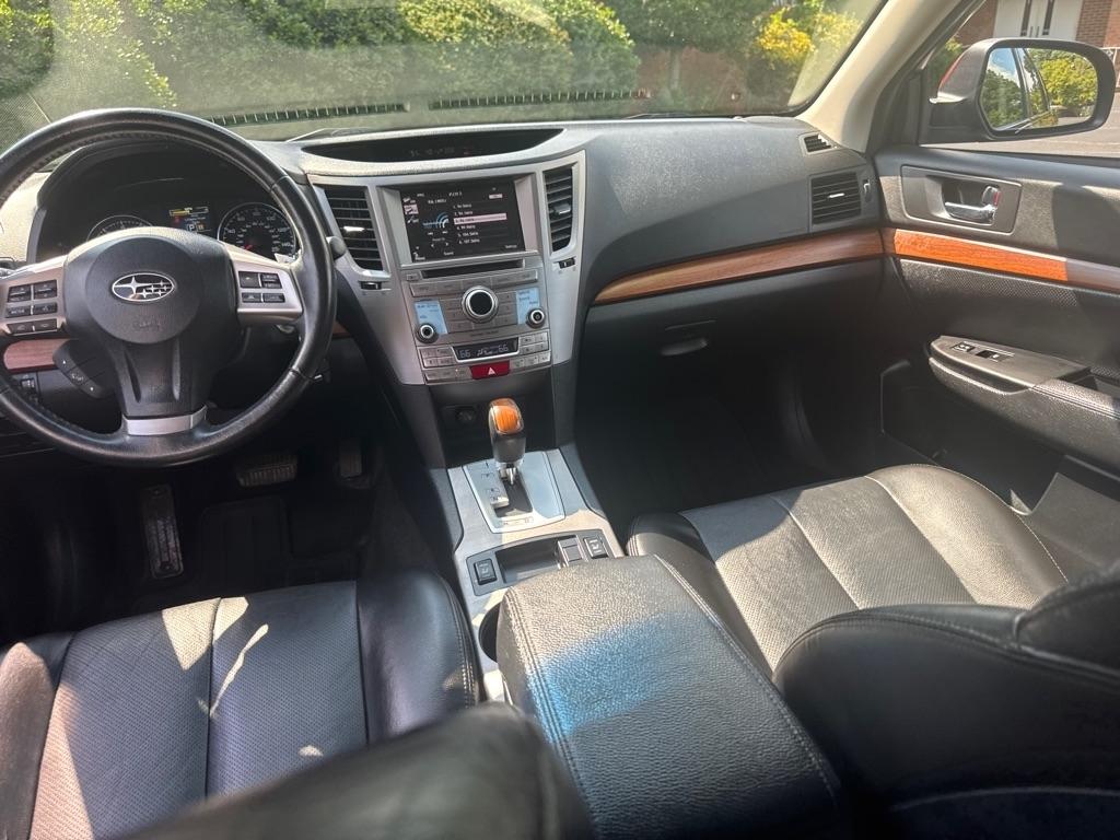 Subaru Outback 4dr Wgn H4 Auto 2.5i Limited 2013