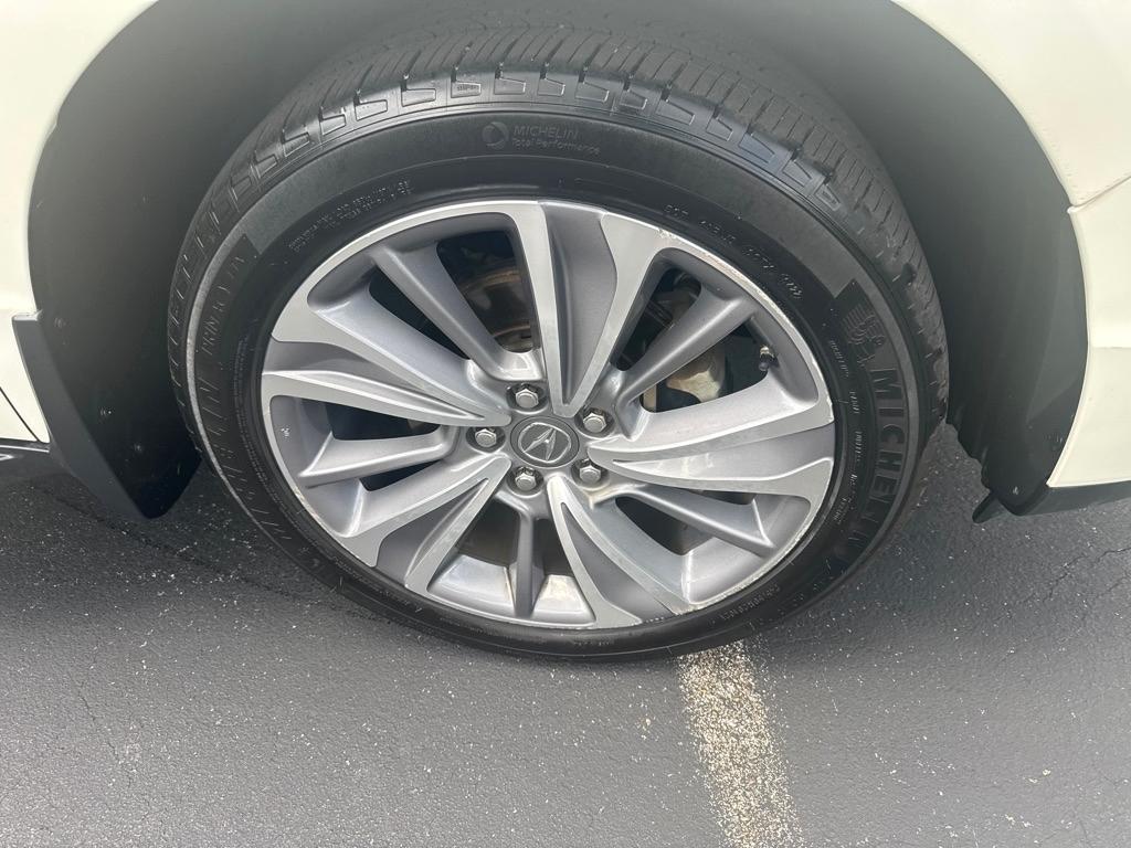 Acura MDX FWD w/Technology/Entertainment Pkg 2017
