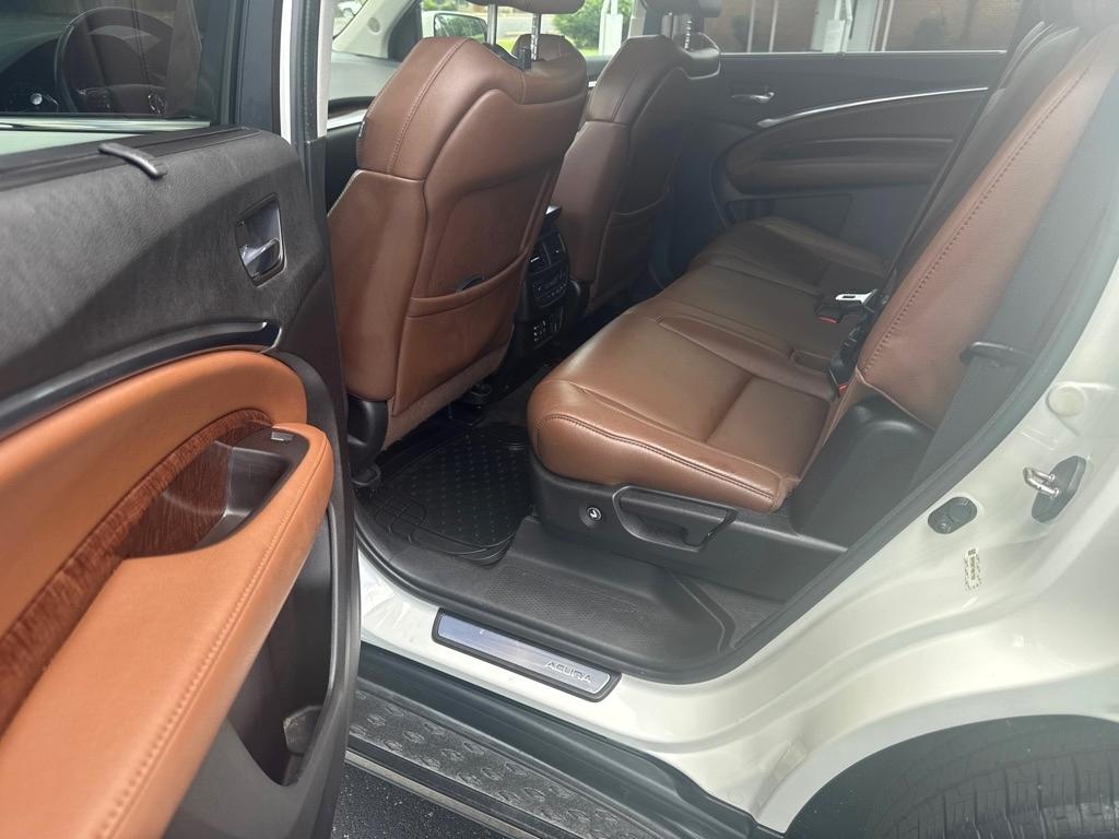Acura MDX FWD w/Technology/Entertainment Pkg 2017