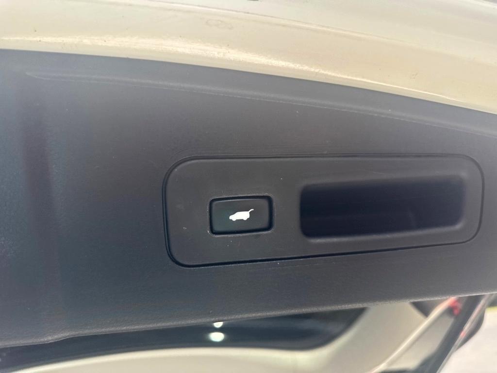 Acura MDX FWD w/Technology/Entertainment Pkg 2017