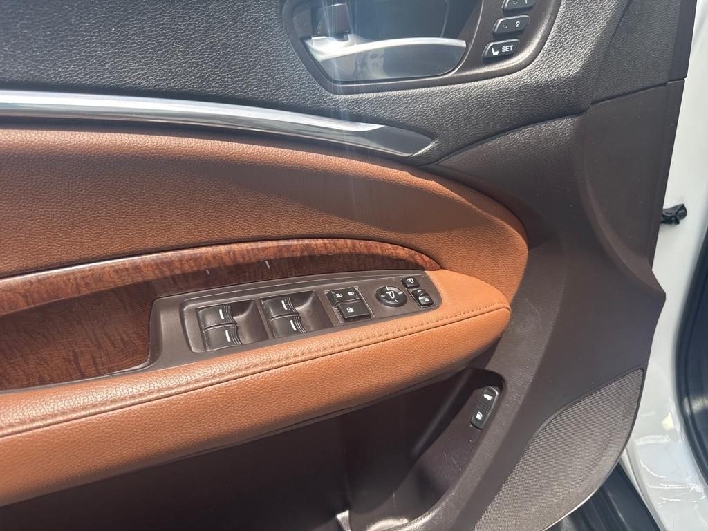 Acura MDX FWD w/Technology/Entertainment Pkg 2017