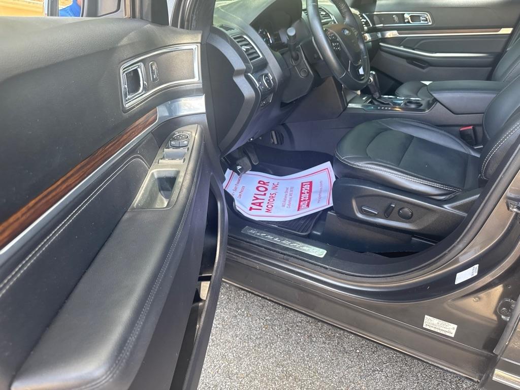 Ford Explorer Limited FWD 2019
