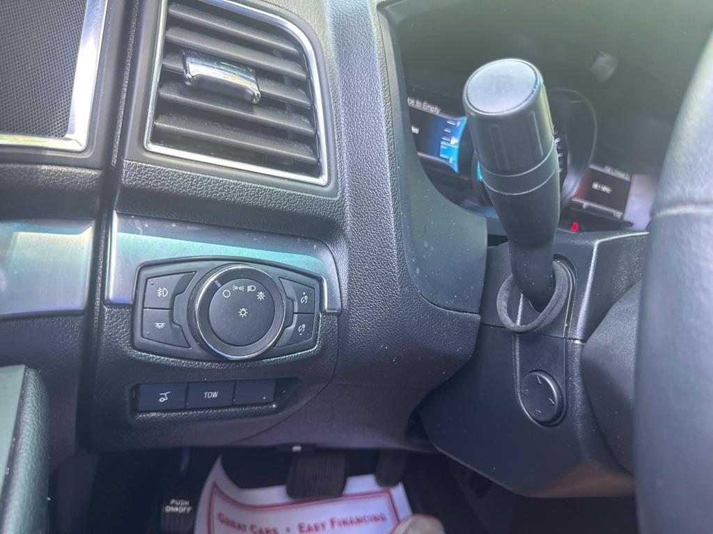 Ford Explorer Limited FWD 2019