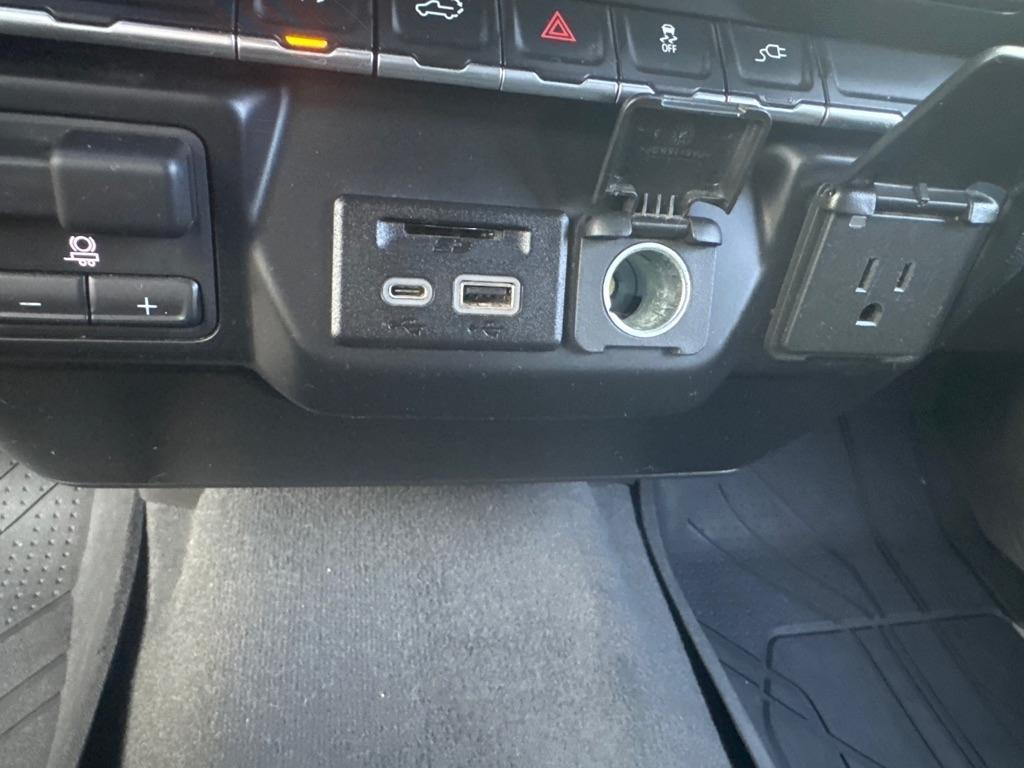 Chevrolet Silverado 1500 2WD Crew Cab 147" LT 2019