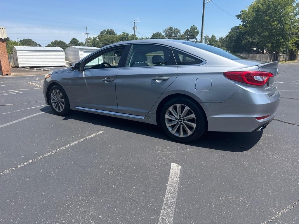 Hyundai Sonata Sport 2.4L 2017