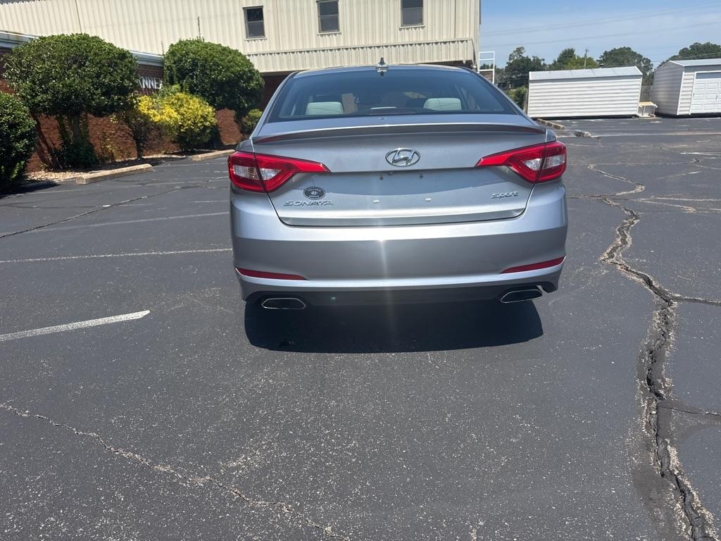 Hyundai Sonata Sport 2.4L 2017